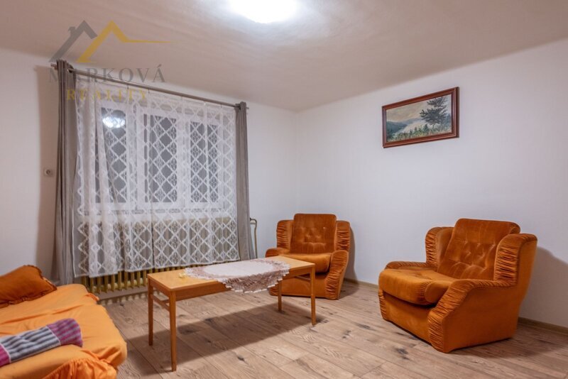 Pronájem bytu 4+1, 82 m², se zahradou a jezírkem, Soběslav