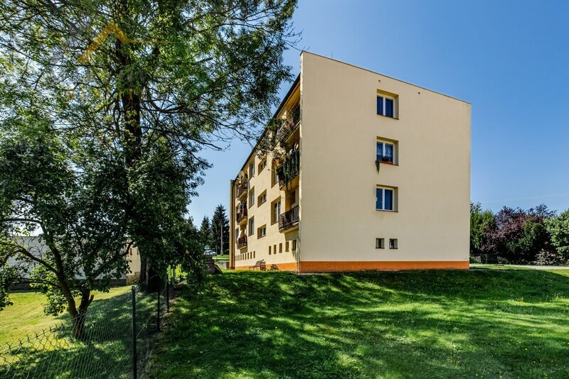 Prodej, podílu 6/8, byt 4kk, 71 m2, OV, Slavče