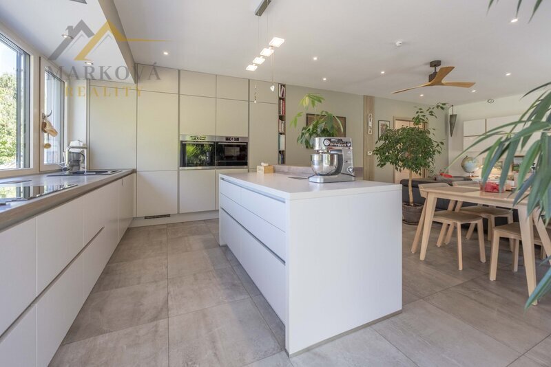 Prodej, rodinný dům, Týn nad Vltavou, ul. K Jihotvaru, 1646 m²