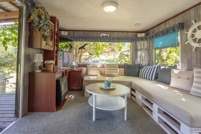 Prodej, pozemek 669 m² s mobilheimem 3kk, Albrechtice nad Vltavou, Újezd