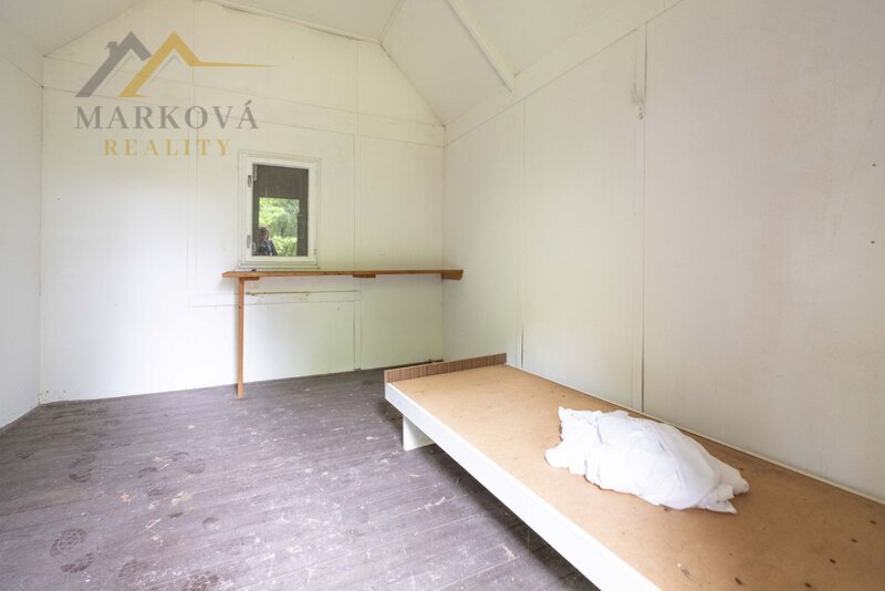 Dlouhodobý pronájem pozemku 6 665 m² ve Skalici nad Lužnicí – 2 vodní plochy, ovocné stromy, oplocen