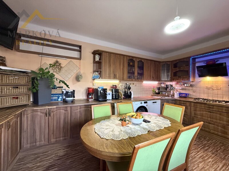 Prodej, rodinný dům, Dobrá Voda u Českých Budějovic, 1224 m²