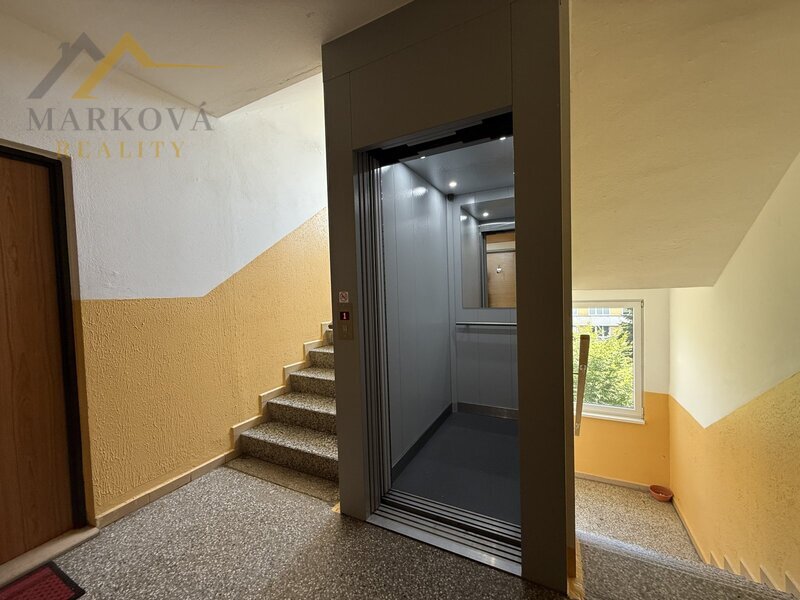 Prodej bytu 2+1, Sídliště Plešivec, Český Krumlov