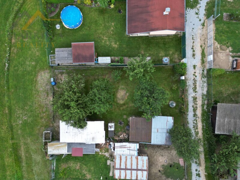 Prodej podílu 6/8 zahrady, 307 m2, Slavče