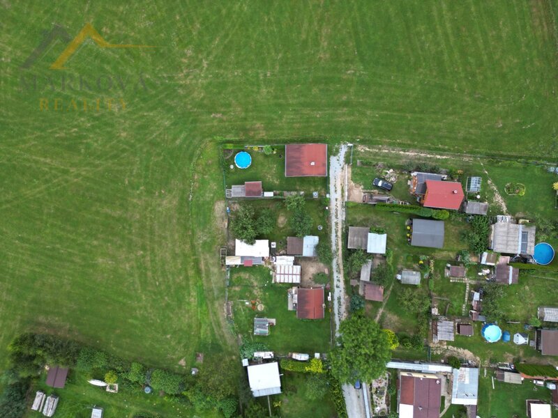 Prodej podílu 6/8 zahrady, 307 m2, Slavče