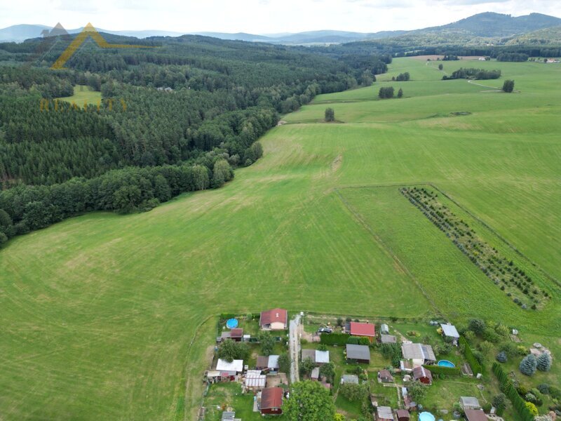 Prodej podílu 6/8 zahrady, 307 m2, Slavče
