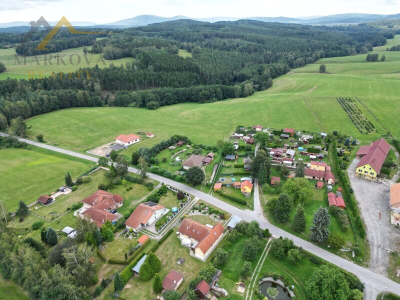 Prodej podílu 6/8 zahrady, 307 m2, Slavče