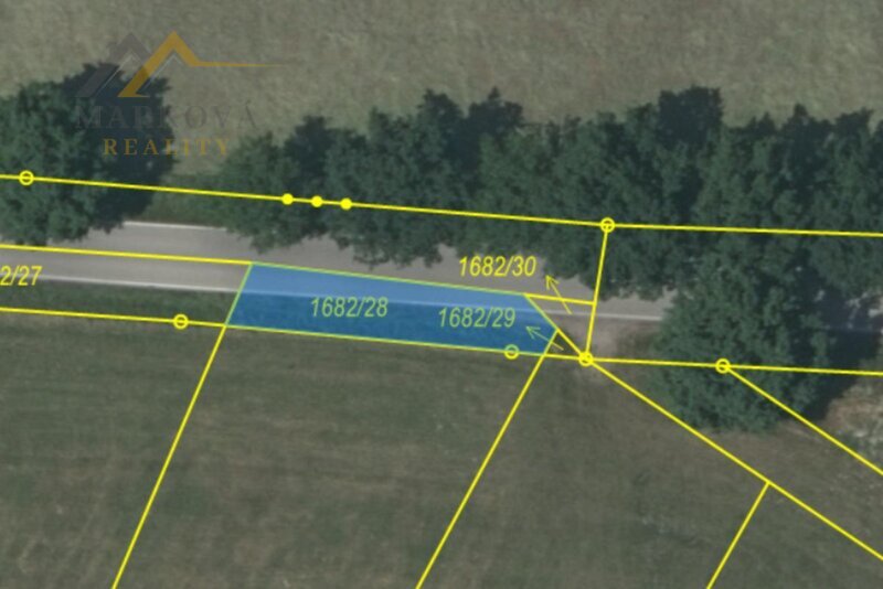 Prodej, 2/3 souboru pozemků, Dívčice, 10 895 m²