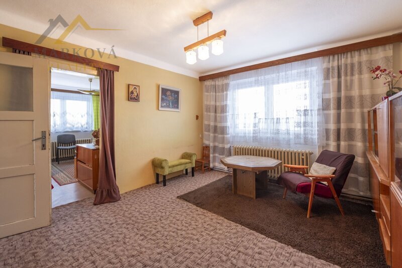 Prodej, rodinný dům se zahradou / stavebním pozemkem, 3.233 m², České Budějovice, ul. Pražská třída