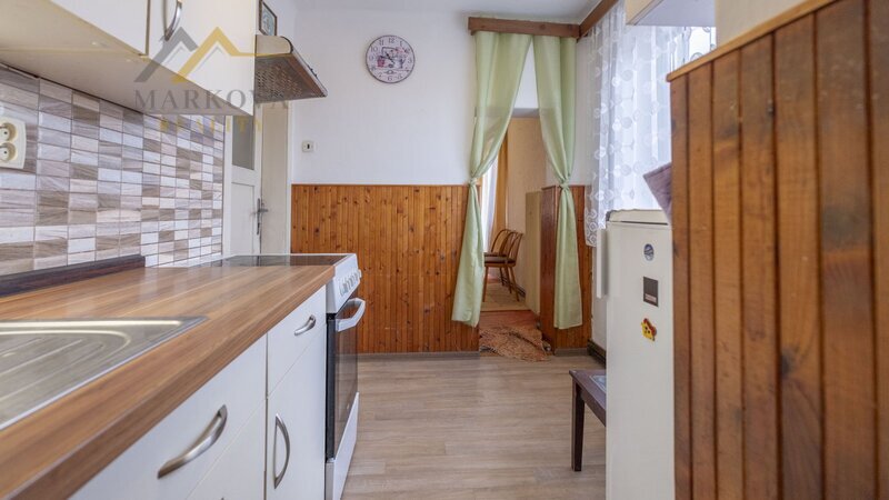 Prodej, rodinný dům se zahradou / stavebním pozemkem, 3.233 m², České Budějovice, ul. Pražská třída