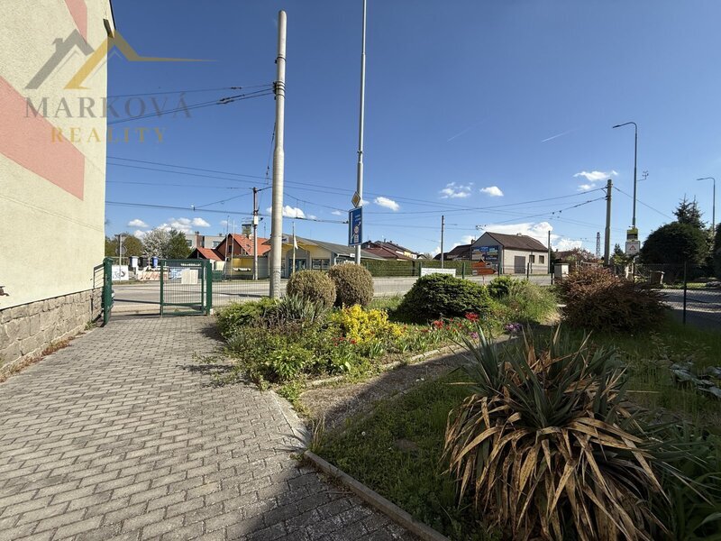 Prodej, rodinný dům se zahradou / stavebním pozemkem, 3.233 m², České Budějovice, ul. Pražská třída
