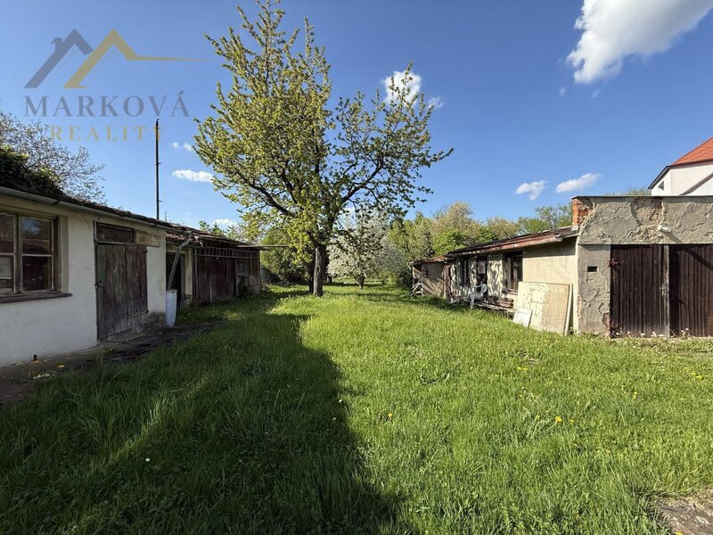 Prodej, rodinný dům se zahradou / stavebním pozemkem, 3.233 m², České Budějovice, ul. Pražská třída
