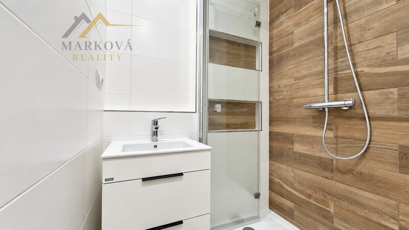 Pronájem, bytu 1+1, 43 m2, Bechyně, ul. Libušina