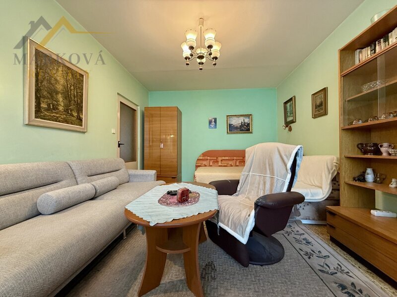 Pronájem bytu 2+kk, 42,8 m² – Český Krumlov, sídliště Plešivec