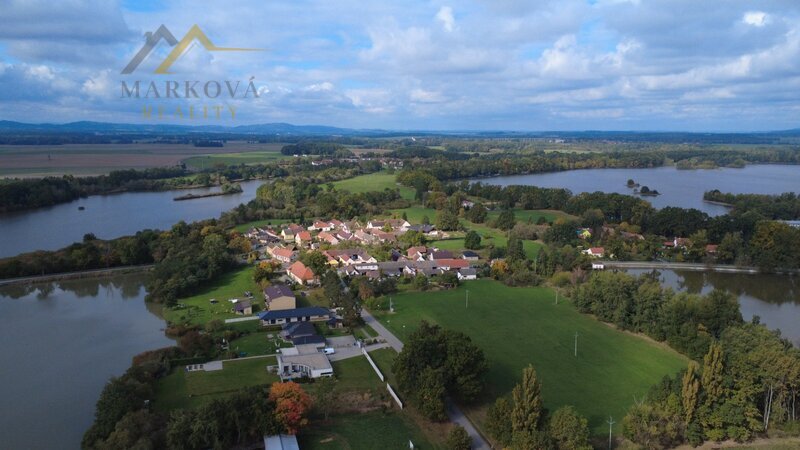 Prodej, rodinný dům / chalupa, Dívčice, 2 761 m²