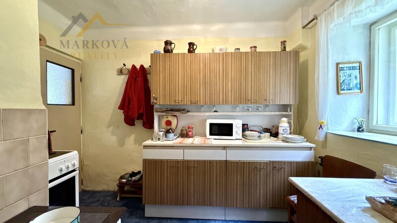 Prodej, rodinný dům / chalupa, Dívčice, 2 761 m²