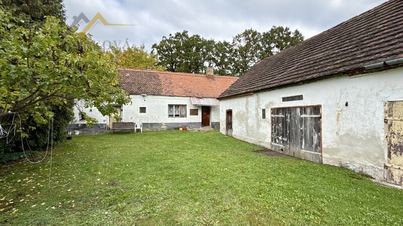 Prodej, rodinný dům / chalupa, Dívčice, 2 761 m²