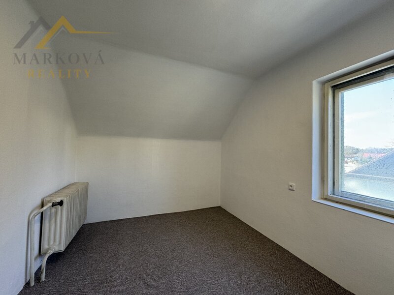 Pronájem, rodinný dům, 6+1, Týn nad Vltavou, Dewetterova ul., 896 m2
