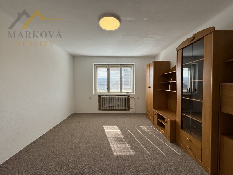 Pronájem, rodinný dům, 6+1, Týn nad Vltavou, Dewetterova ul., 896 m2