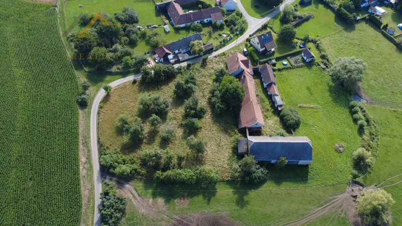 Prodej, rodinný dům, hospodářské budovy, zahrada, 7132 m², Doubrava