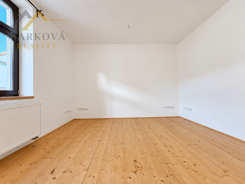Pronájem bytu 2+kk, 44 m2, Týn nad Vltavou, ul. Jiráskova