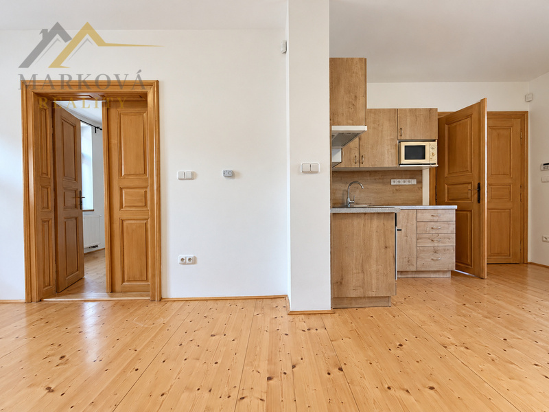 Pronájem bytu 2+kk, 44 m2, Týn nad Vltavou, ul. Jiráskova